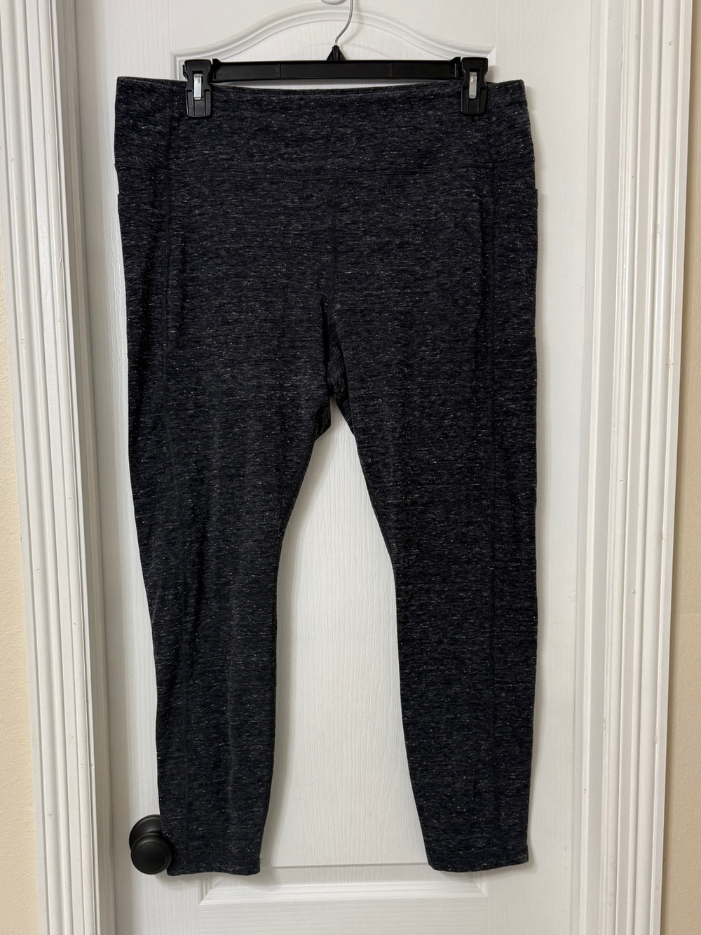 Athletic Works heathered dark gray leggings with pockets size XXXL (22)